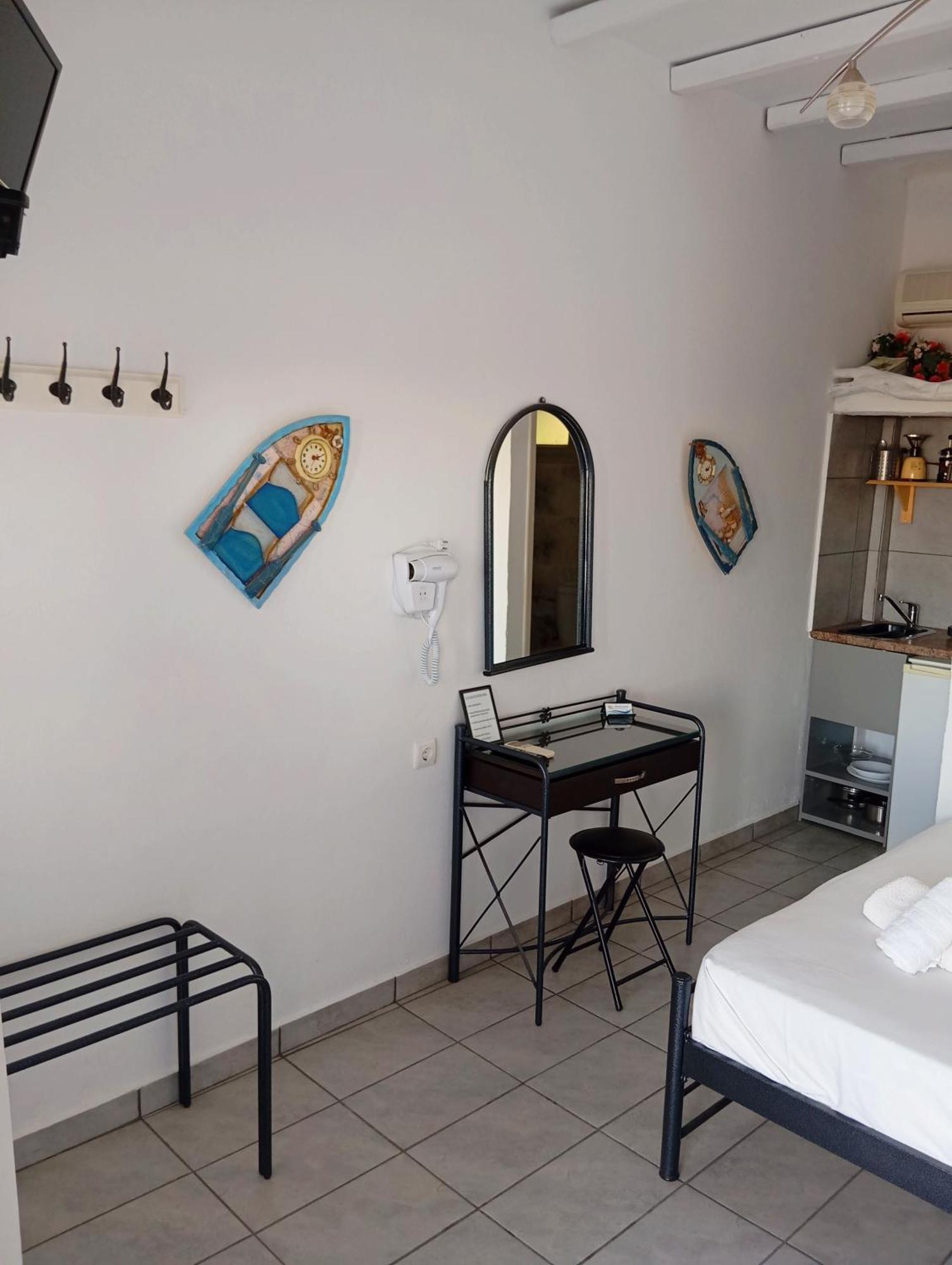 Lucas B Panorama Apartment Alopronia Exterior photo
