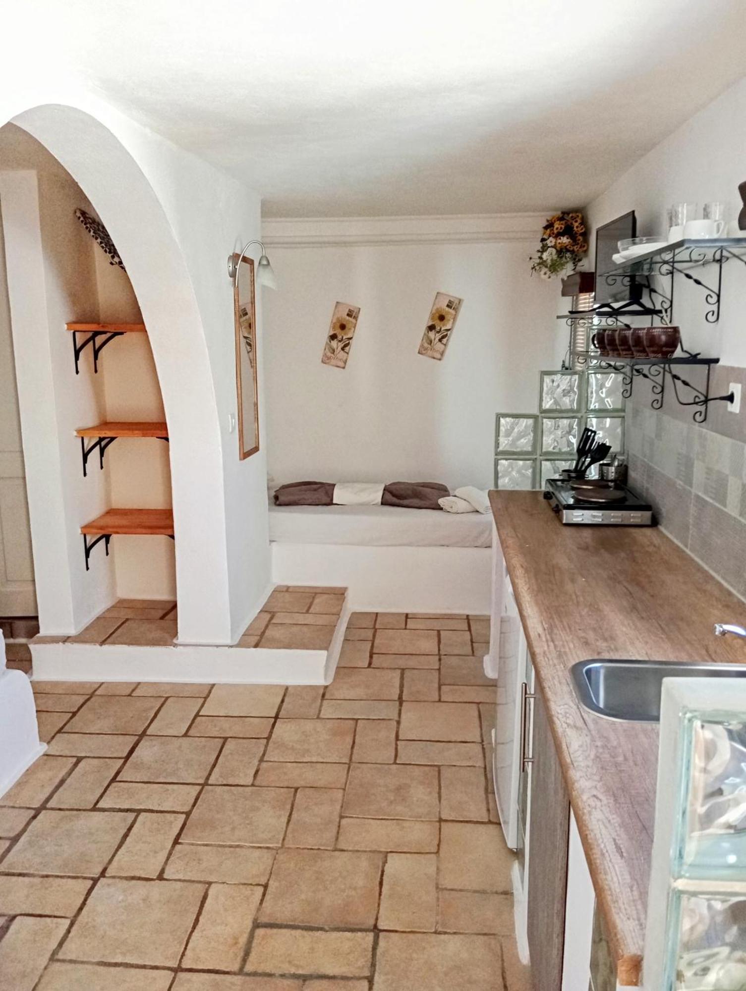 Lucas B Panorama Apartment Alopronia Exterior photo